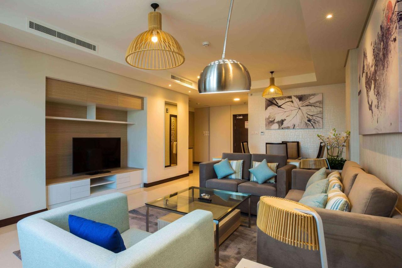 Gulf Executive Hotel & Residence Juffair Манама Екстериор снимка